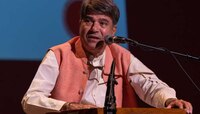 सुरेश वाडकरांच्या 'त्या' वक्तव्यावर प्रसिद्ध दिग्दर्शकाची प्रतिक्रिया, म्हणाले...