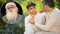 सद्गुरुंनी सांगितलं,बाप-मुलामध्ये भांडण होण्यामागची कारणे, 'या' टिप्स महत्त्वाच्या