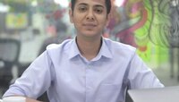 UPSC अवघ्या 2 गुणांनी हुकली, पुन्हा प्रयत्न करुन 2018 मध्ये बनला टॉपर