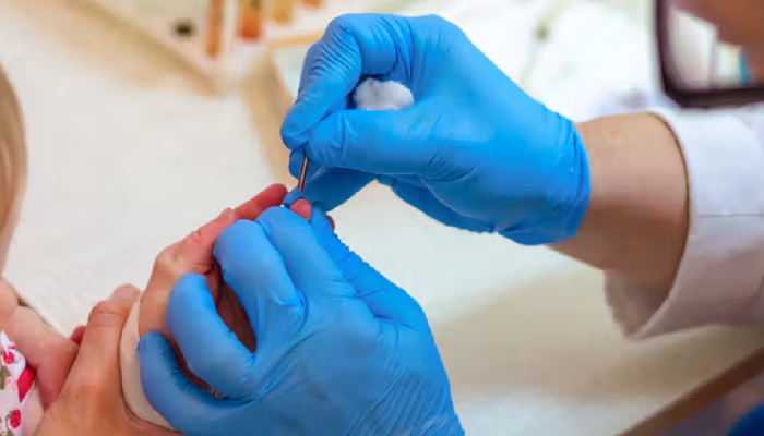 Hemoglobin Range: महिला-पुरुषांच्या शरीरात किती प्रमाणात असलं पाहिजे हिमोग्लोबिन? पाहा एका क्लिकवर