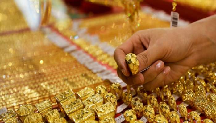 गोल्ड लोनवर निर्बंध येण्याची शक्यता;  गोल्ड लोन देताना सोन्याची शुद्धता नीट तपासण्याचे अर्थमंत्रालयाचे निर्देश