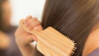 Hair Loss Ramedies : एक केस ही गळणार नाही,  घनदाट केसांसाठी करा 'हे' उपाय 