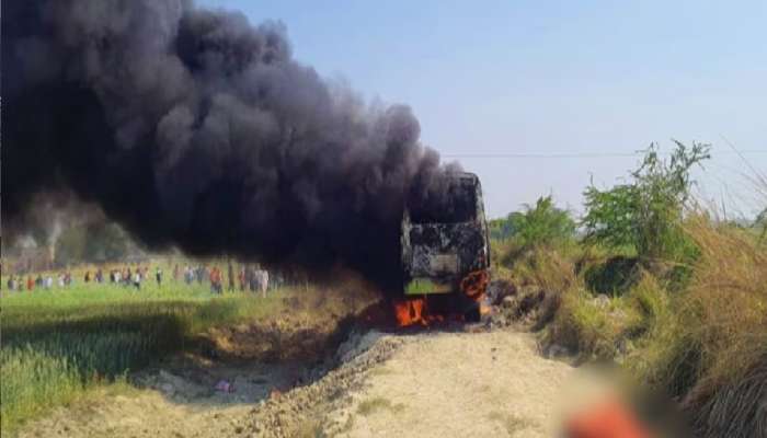 11 हजार व्होल्टची हायटेंशन तार धावत्या बसवर पडली, 7 जणांचा होरपळून मृत्यू