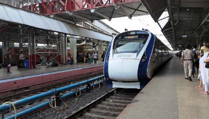 Vande Bharat Train : आता अहमदाबाद- मुंबई मार्गावर धावणार वंदे भारत ट्रेन, पाहा वेळापत्रक 