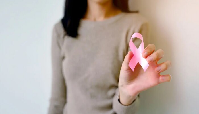 Breast cancer: स्तनाच्या कर्करोगाशी दोन हात करताना मानसिक आरोग्य का ठरते महत्त्वाचे?