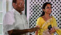 'गाजराचा पाऊसही पडू शकतो', पेट्रोल-डिझेल स्वस्त झाल्यानंतर सुप्रिया सुळेंचा टोला