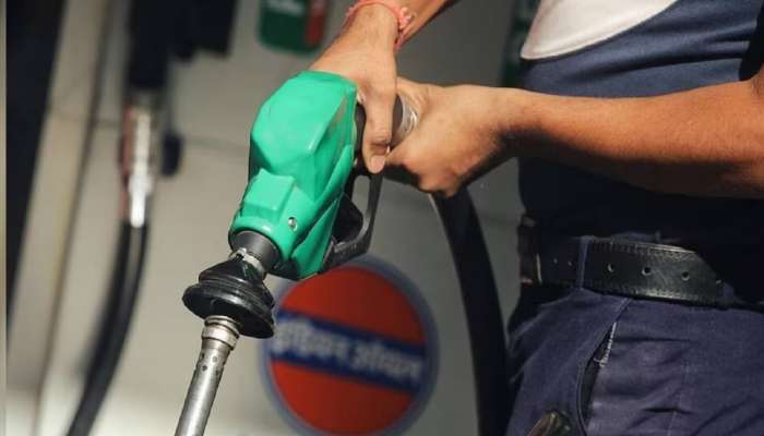 निवडणुकीपूर्वी सर्वसामान्यांना दिलासा! पेट्रोल-डिझेल &#039;इतक्या&#039; रुपयांनी स्वस्त, पाहा आजचे दर