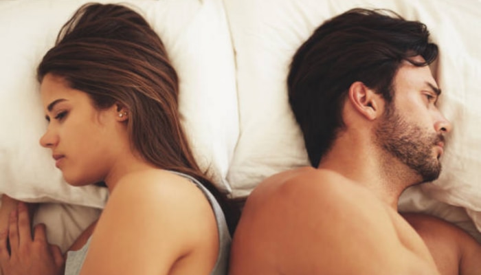 Secret Sleep Divorce म्हणजे काय? एकत्र राहूनही झोपतात मात्र वेगवेगळे 