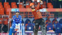 MI vs SRH : सनरायझर्स हैदराबादने रचला रेकॉर्ड, आयपीएल इतिहासातील सर्वात मोठा स्कोर 