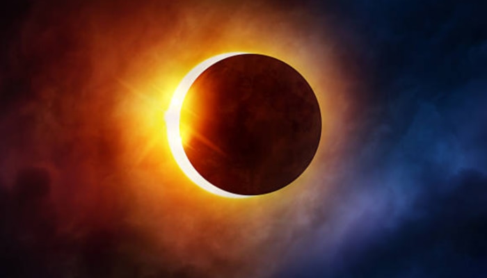 NASA ने सांगितली सामान्य डोळ्यांनी सूर्यग्रहण पाहण्याची पद्धती, या 3 चुकांमुळे सूर्य हिरावून घेतो दृष्टी