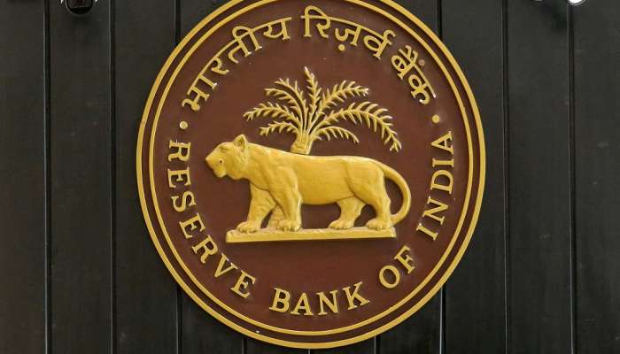 RBI च्या एका निर्णयामुळं Home Loan चा हप्ता वाढणार? लवकरच होणार घोषणा 