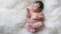 Baby Name : लेकीला द्या सुंदर अशी नावे, ज्यामुळे प्रत्येकाचं मन जिंकेल
