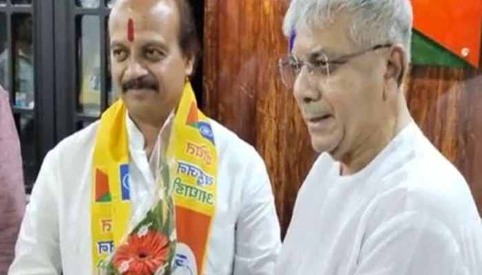 वसंत मोरे यांचा प्रकाश आंबेडकर यांच्या बहुजन आघाडीत पक्ष प्रवेश; पुण्यातून विजयाचा निर्धार 