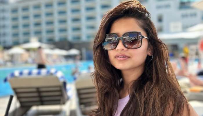  Marathi Actress Hruta durgule enjoying holiday in europe with husband Prateek Shah 