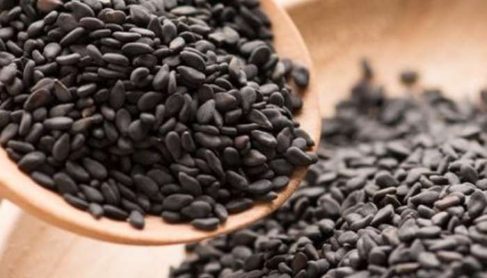 Health Benefits Of Consuming Black Sesame Seeds