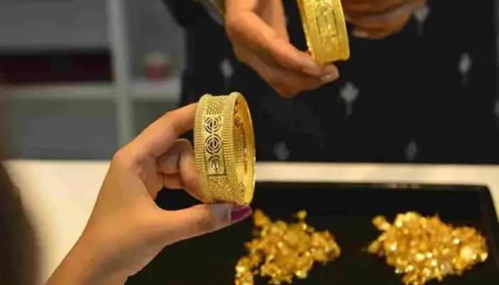 Gold Rate: दोन महिन्यात सोनं 11 हजारांनी महागले! &#039;या&#039; कारणामुळे अचानक वाढल्या किंमती, पाहा आजचे दर 