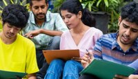 बॅचलर डिग्रीच्या विद्यार्थ्यांना करता येईल पीएचडी! यूजीसीचा मोठा निर्णय