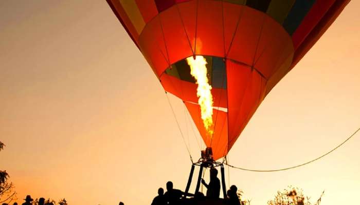 महाराष्ट्रातील सर्वात थरारक पर्यटनस्थळ ! कोलितमारा येथे  हॉट एअर बलूनिंग, पॅराग्लायडिंग आणि बरचं काही 