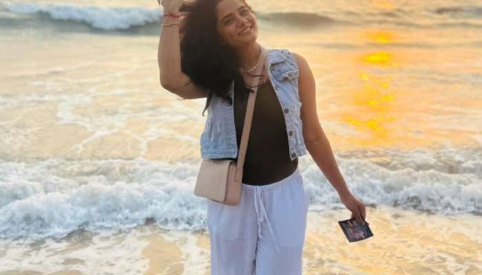 Marathi Actress Bhagyashree Mote Enjoying Vacation In Goa After Broke Engagement With Vijay Palande