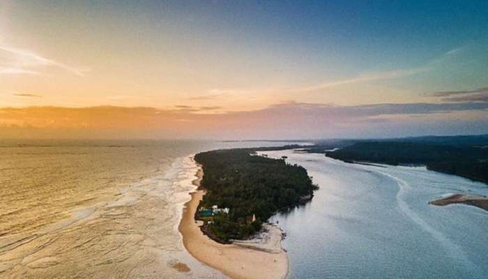 महाराष्ट्रातील  एकमेव पर्यटन स्थळ जे दिवसभरात फक्त 30 मिनिटांसाठी उघड असतं; कोकणातील संगम सिगल बेट