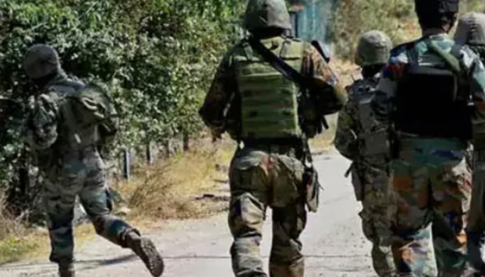 Kashmir Terror Attack : दहशतवाद्यांच्या दुहेरी हल्ला हादरलं कश्मीर, भाजपच्या माजी सरपंचाची हत्या
