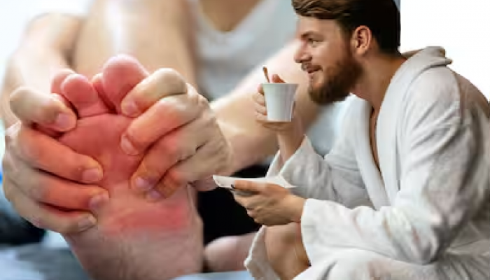 Uric Acid Remedy : 'या' 2 बिया करतात युरिक अ‍ॅसिडचा नाश, सकाळी रिकाम्या पोटी त्यांचं पाणी पिऊन किडनी ठेवा निरोगी