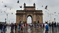 मुंबईत पुढचे 4 दिवस राहणार ढगाळ वातावरण; उपनगरांमध्ये हलक्या सरींचा अंदाज