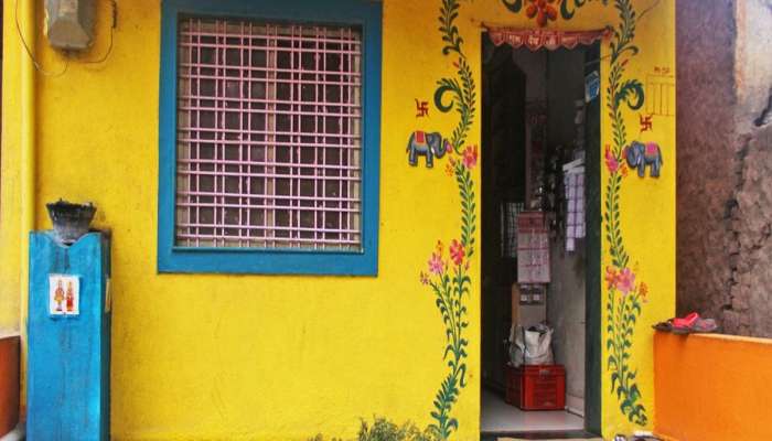 महाराष्ट्रातील सर्वात सुरक्षित गाव; इंथ घरं काय, बँकांनाही दरवाजे नाहीत, तरीही कधीच होत नाही चोरी  