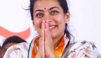 '...तर कान धरुन मला काम सांगा', खासदार झाल्यानंतर प्रणिती शिंदेंनी हक्कानं दिली पहिल