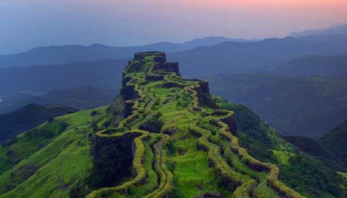 Shivrajyabhishek Din 2024 : छत्रपती शिवाजी महाराजांनी  जिंकलेला पहिला किल्ला स्वराज्यासाठी ठरला धनलक्ष्मी!