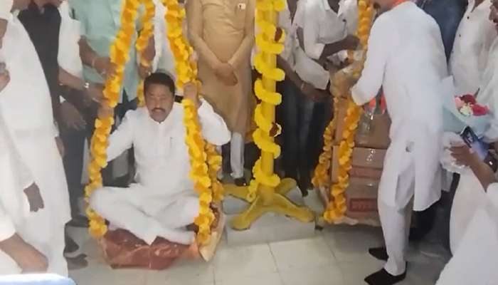 महाराष्ट्रात सर्वात मोठा पक्ष काँग्रेसच! विजयानंतर  नाना पटोले यांची लाडूतुला