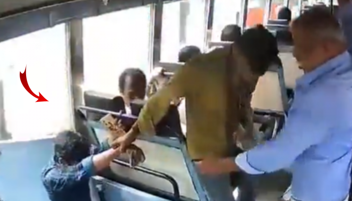 फिल्मी स्टाईलमध्ये कंडक्टरने वाचवला प्रवाशाचा जीव, रजनीकांतचा सिनेमाही 'फिक्का', पाहा काळजाचा ठोका चुकवणारा Video