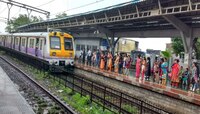 Mumbai Local News : मध्य रेल्वेनं प्रवास करणाऱ्यांसाठी महत्त्वाची बातमी