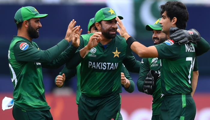 PAK vs CAN : अखेर बाबरने चूक सुधारली! पाकिस्तान संघात अचानक झाली 'या' मॅचविनर खेळाडूची एन्ट्री