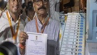 OTP कशासाठी वापरला? रवींद्र वायकरांच्या नातेवाईकाचा फोन EVM मशीनला कनेक्ट होता का?