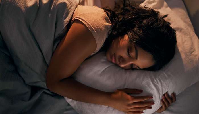 sleeping during the day is right or wrong for health 