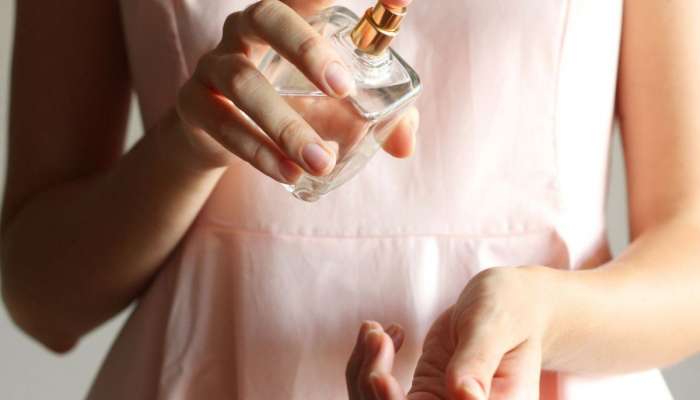 &#039;राशी&#039;नुसार कसा निवडावा Perfume ? काय सांगतं ज्योतिषशास्त्र ? 