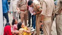 हाथरसमध्ये का आणि कशी झाली चेंगराचेंगरी? 'त्या' थरारक प्रसंगाचं वर्णन जसच्या तसं!