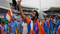 बुम बुम बुमराह! रोहितला मागे टाकत जसप्रीत बुमराहने पटकावला 'हा' मानाचा पुरस्कार