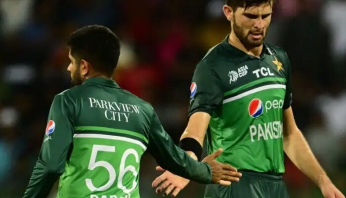 Pakistan Cricket : बाबरशी पंगा घेणाऱ्या शाहीन आफ्रिदीची संघातून हकालपट्टी? बॉलिंग कोचचा मोठा खुलासा, म्हणाले...