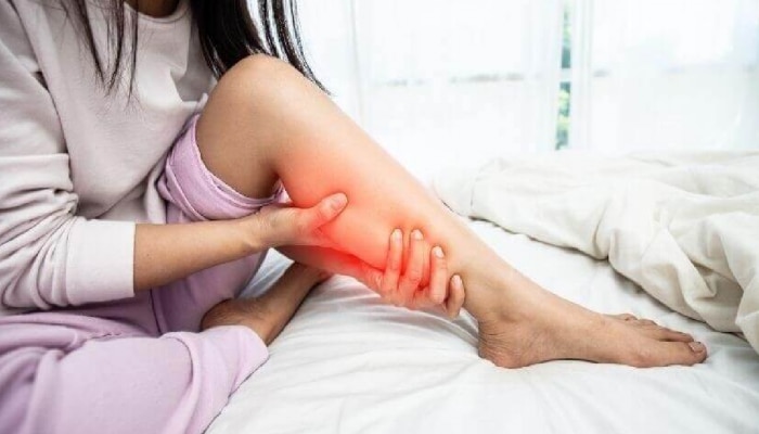 Leg Pain: पायात सतत होतायत वेदना? दुर्लक्ष करू नका असू शकतात &#039;या&#039; गंभीर समस्या!