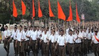 सरकारी कर्मचारी RSS च्या कार्यक्रमात सहभागी होऊ शकणार, मोदी सरकारचा निर्णय