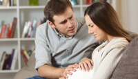 केवळ पत्नी नव्हे, पतीसुद्धा होतो 'गर्भवती!' Sympathetic Pregnancy म्हणजे नेमकं काय