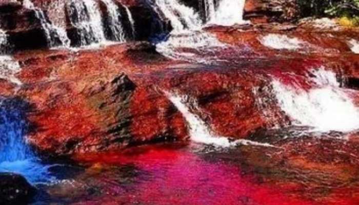 The most beautiful river in the world that changes color according to season