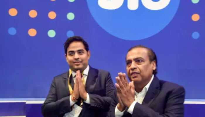 Reliance Jio: आधी किंमती वाढवल्या,आता मुकेश अंबानींनी आणले 4 पैसा वसूल प्लान; रोज 1.5GB डेटा आणि..