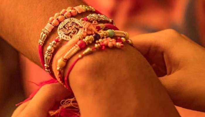 Raksha Bandhan: भावाला कोणत्या दिशेला बसवाल? राखी बांधताना किती गाठी माराल? 'ही' दिशा ठरेल शुभदायी