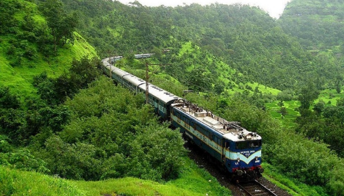 Goa Trains : चिंताच मिटली; वीकेंडला सहज गोवा गाठता येणार, कोणत्या ट्रेन तुमच्यासाठी फायदेशीर? 