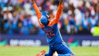 ICC Rankings मध्ये मोठा उलटफेर, रोहित शर्माची झेप... बाबर आझमच्या बादशाहतला आव्हान