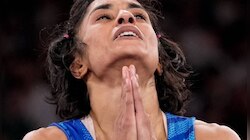 भारताला मोठा धक्का! Vinesh Phogat ला रौप्य पदक नाहीच, क्रीडा लवादाने याचिका फेटाळली