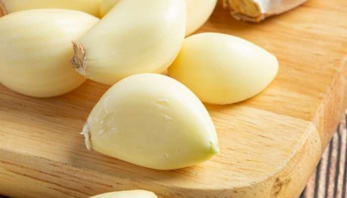 benefits of eating garlic at night